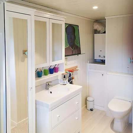 Private Gem With Padding And Oceanview Mandal