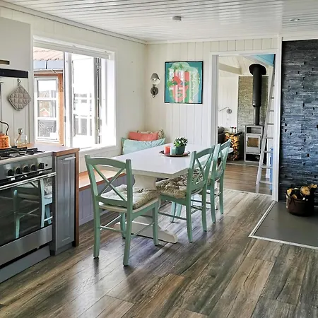 Private Gem With Padding And Oceanview בית נופש