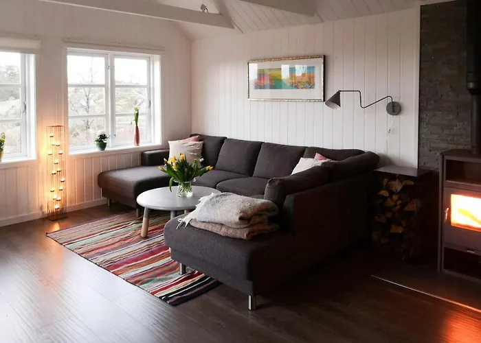 Private Gem With Padding And Oceanview Дом отдыха Мандал