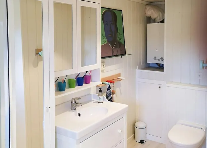 Private Gem With Padding And Oceanview Мандал