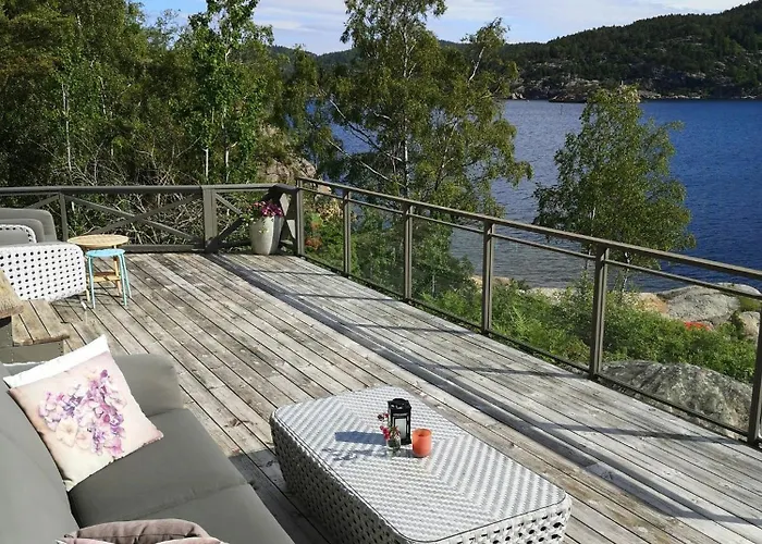 Private Gem With Padding And Oceanview Мандал